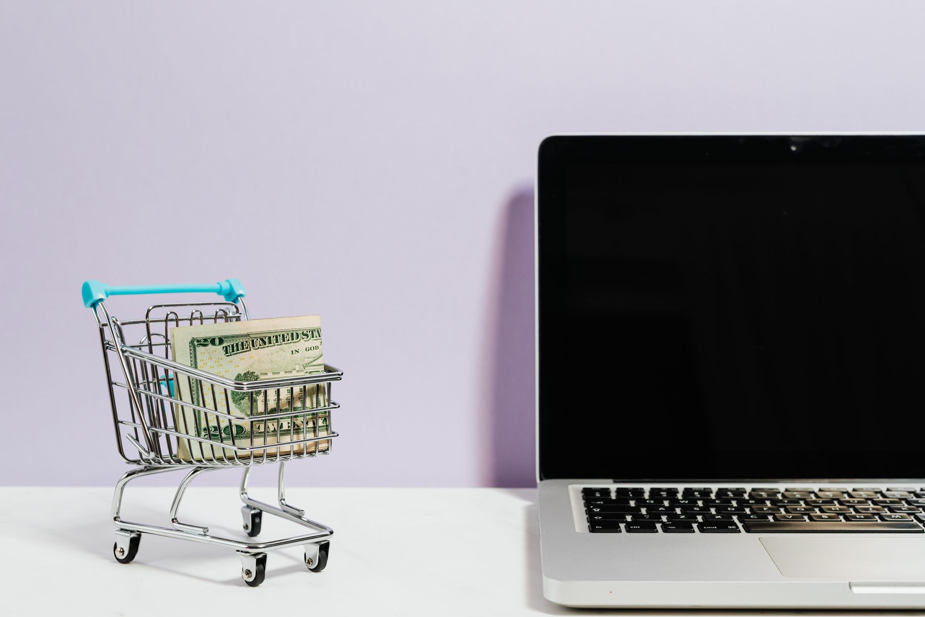 e-commerce sales growth