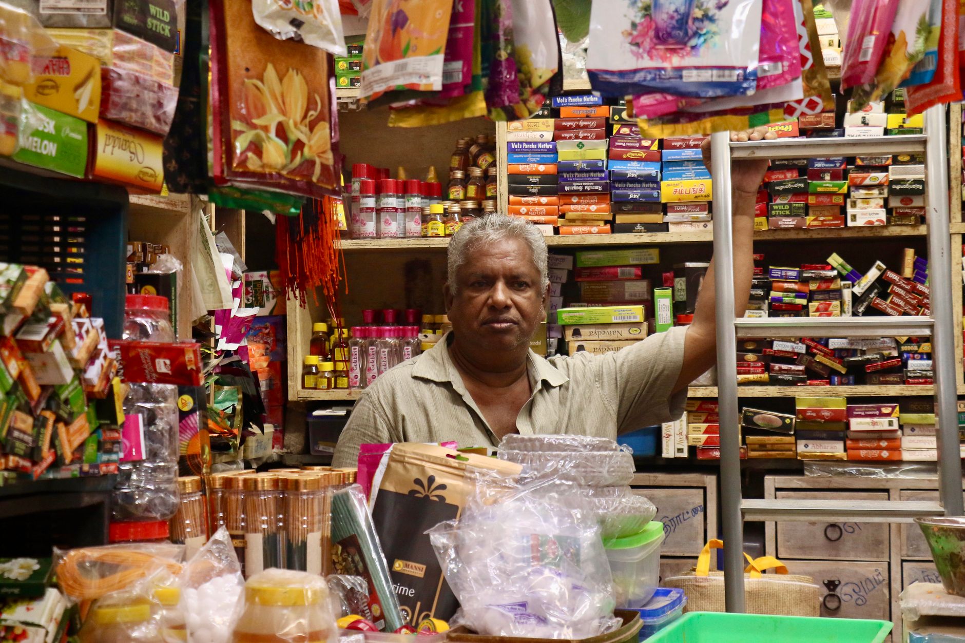 Läderach store in India